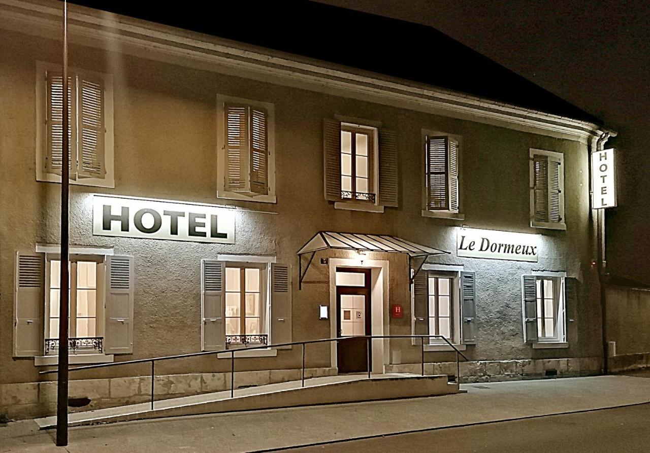 Hotel Le Dormeux Mehun-sur-Yevre 외부 사진