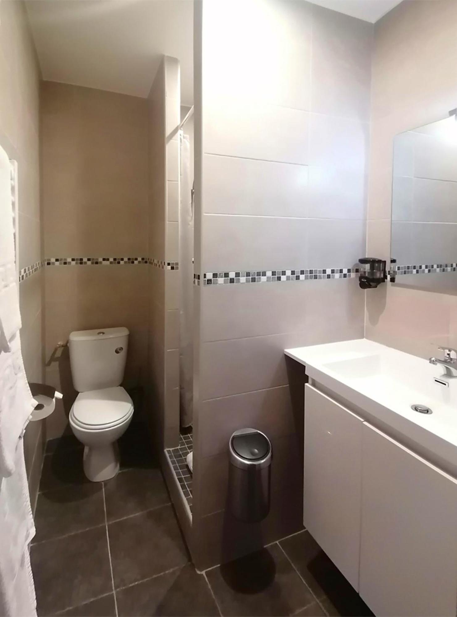 Hotel Le Dormeux Mehun-sur-Yevre 외부 사진